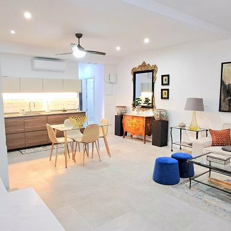 New! Renovated, Centrally Located, Private Entrance, Terrace Apartment บาเลนเซีย ภายนอก รูปภาพ
