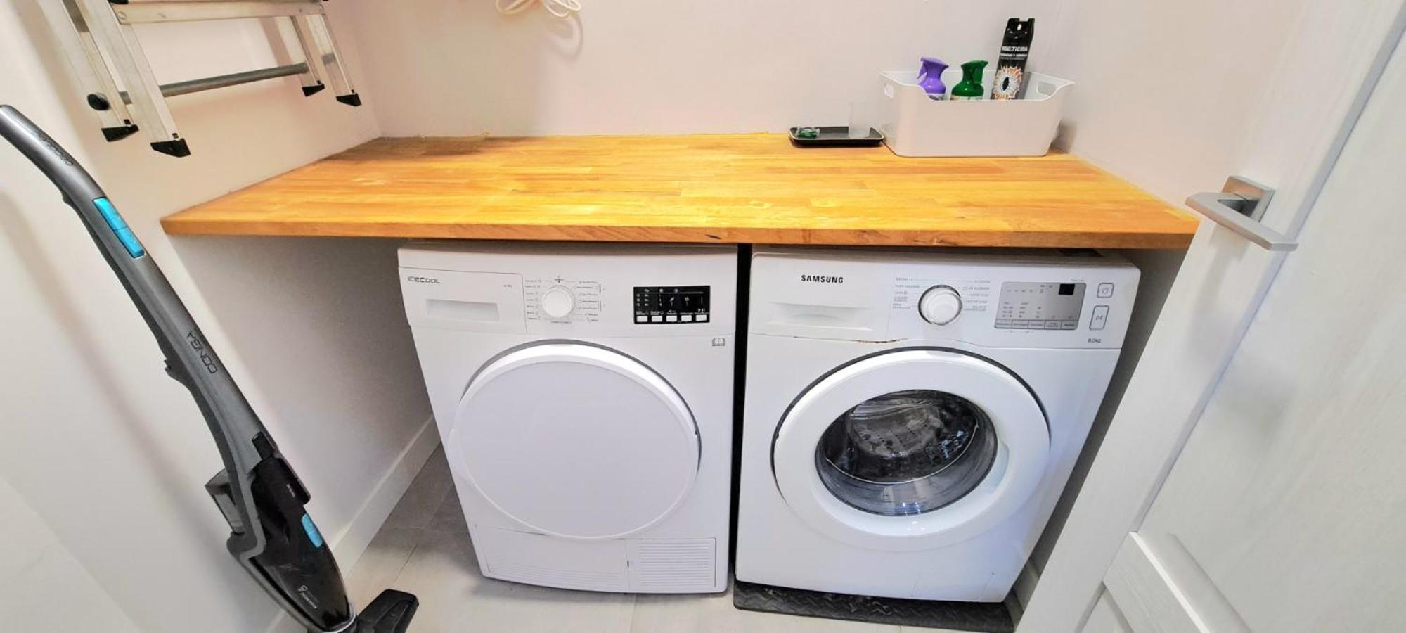 New! Renovated, Centrally Located, Private Entrance, Terrace Apartment บาเลนเซีย ภายนอก รูปภาพ