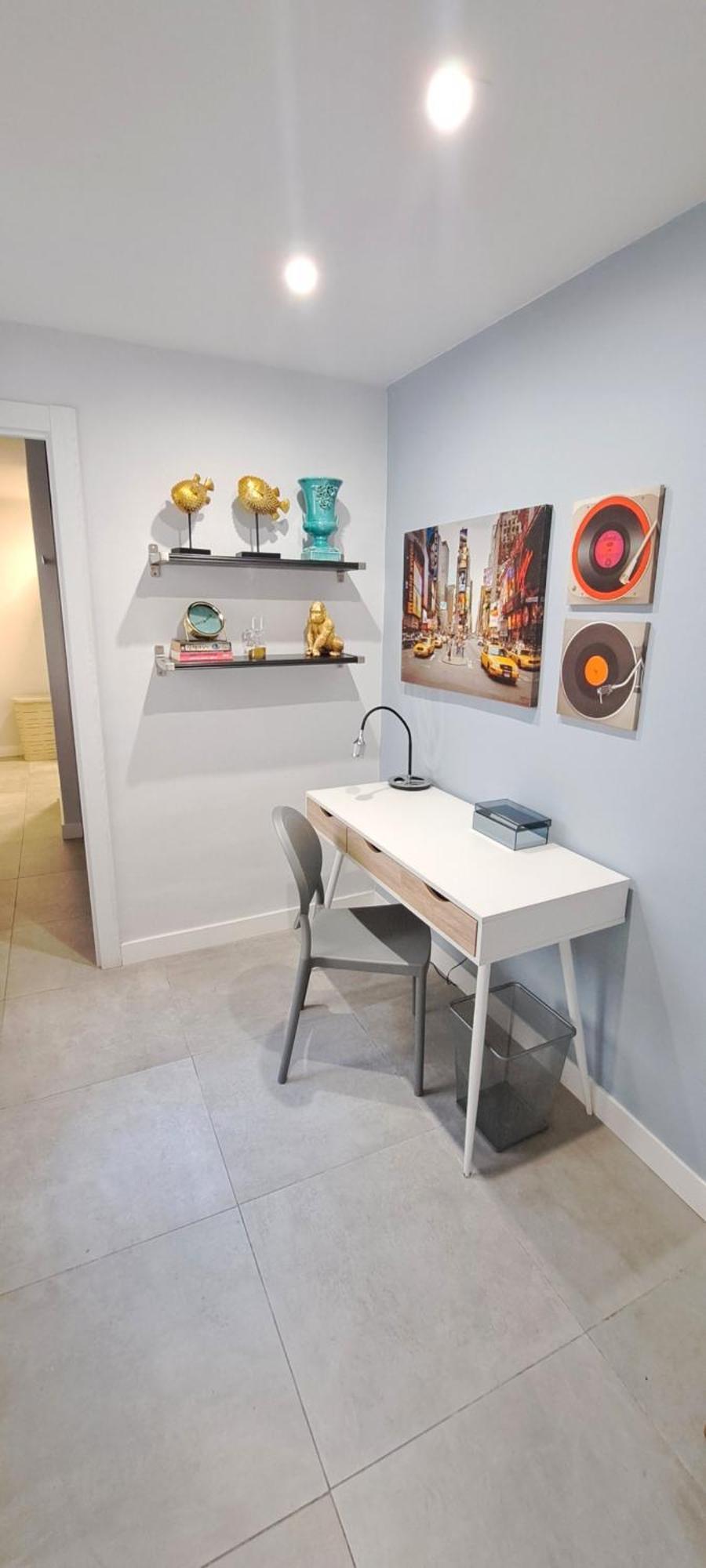 New! Renovated, Centrally Located, Private Entrance, Terrace Apartment บาเลนเซีย ภายนอก รูปภาพ